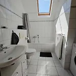 Apartment Zentrale 3 Mit Altbau Charme Und Loggia Magdeburg