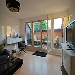 Apartment Zentrale 3 Mit Altbau Charme Und Loggia