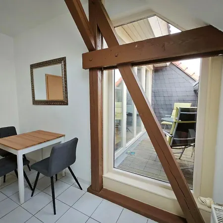 Lägenhet Zentrale 3 Mit Altbau Charme Und Loggia Magdeburg