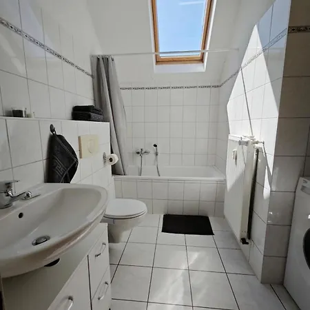 Апартаменты Zentrale 3 Mit Altbau Charme Und Loggia Магдебург