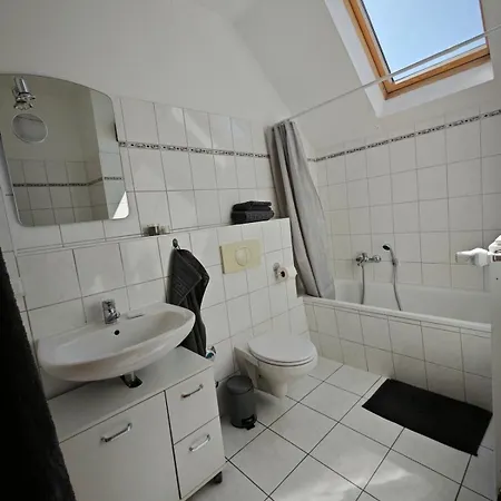 Апартаменты Zentrale 3 Mit Altbau Charme Und Loggia *