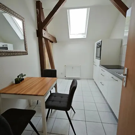 Апартаменты Zentrale 3 Mit Altbau Charme Und Loggia *
