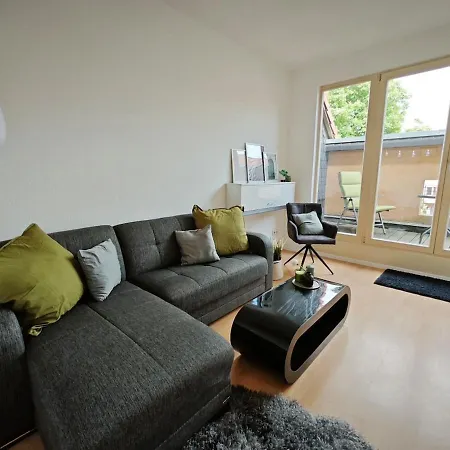 Zentrale 3 Mit Altbau Charme Und Loggia