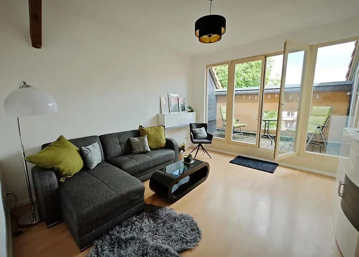 Zentrale 3 Mit Altbau Charme Und Loggia 아파트 마그데부르크