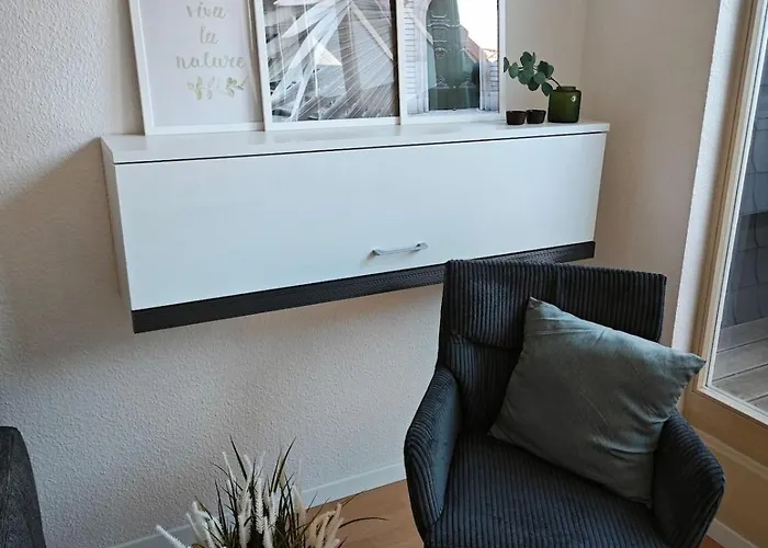 Zentrale 3 Mit Altbau Charme Und Loggia